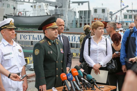 Украина ведет переговоры с Россией о возвращении кораблей, - Полторак