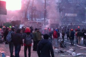 На Грушевського триває протистояння (онлайн-трансляція)