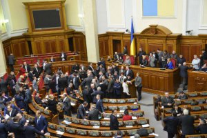 Рада открыла заседание минутой памяти по Немцову