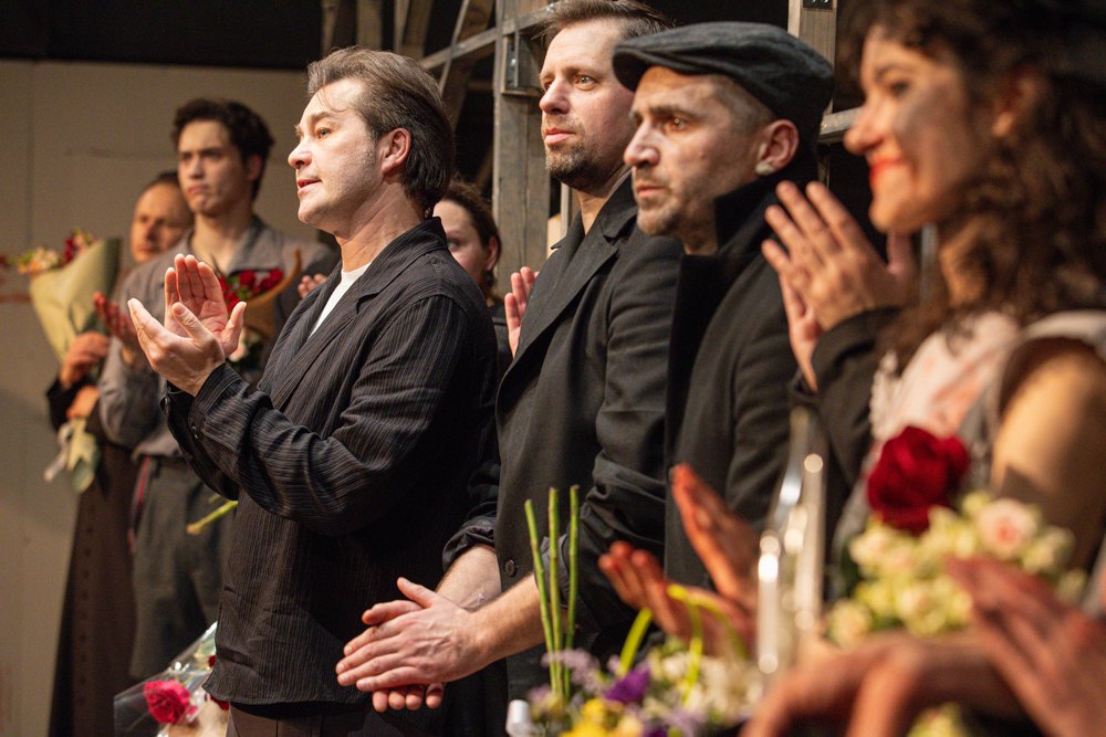 Прем’єра вистави «Наш клас» за п’єсою Тадеуша Слободзянека у постановці Станіслава Іванова.