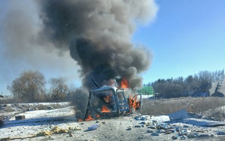 ​На Харківщині росіяни атакували безпілотником автомобіль, що розвозив хліб у прифронтові села