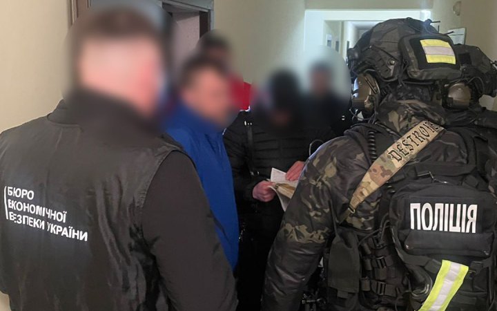 Поліція заявила про ліквідацію «конвертаційного центру» з оборотом у 18 млрд грн