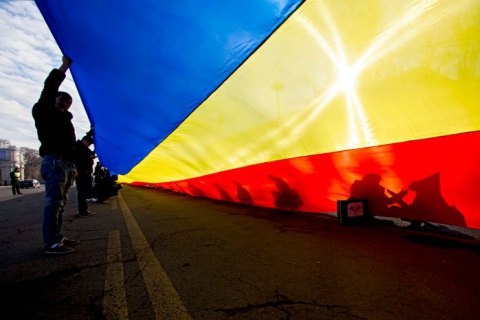 У Молдові стартував другий тур президентських виборів
