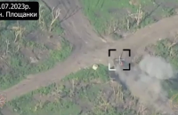 Сирський показав, як аеророзвідники знищили БМП та два танки росіян
