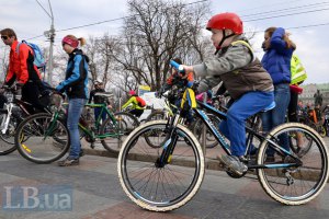 КМДА вирішила побудувати велодоріжку на Троєщину
