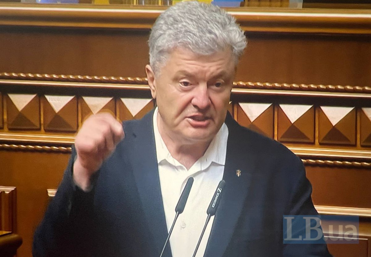  Петро Порошенко під час засідання