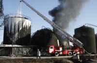 Яценюк отчитал министра экологии за непосещение места пожара под Васильковом (обновлено) 