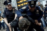 Полиция Нью-Йорка провела крупнейший в истории города рейд 