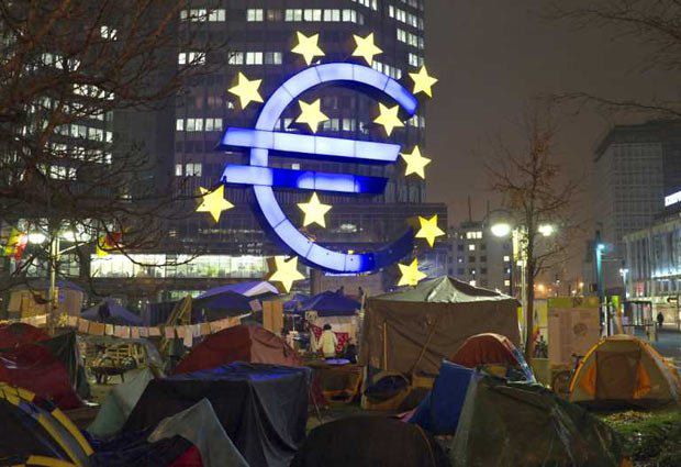 Не все довольны положением в Европе. На фото - палатки движения Occupy в Германии