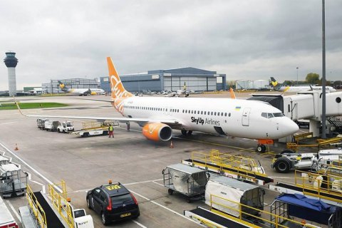 SkyUp назначила рейсы для вылета иностранцев из Украины