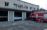 У Костянтинівці під обстріл росіян потрапила пожежна частина, є поранені