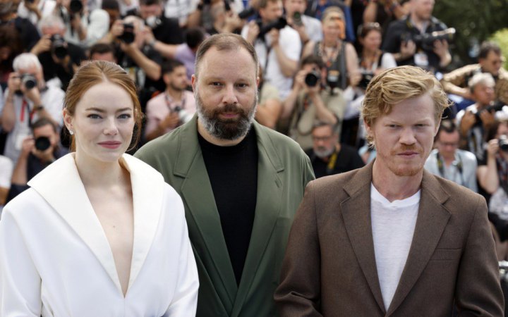 Йоргос Лантімос: «Ви маєте дивитися на фільм як на ціле, а не як на низку сцен» 