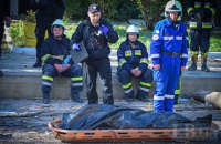 У Києві внаслідок атаки росіян загинула жінка - її тіло дістали з-під завалів