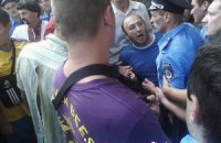 Противники "языкового закона" в Харькове пошли на штурм горсовета