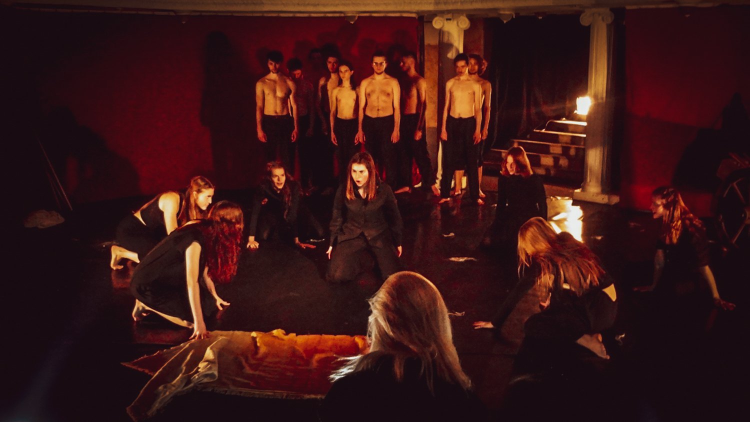  Репетиція вистави «Метаморфози».