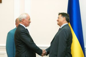 Президент ОБСЕ похвалил Януковича и Азарова за реформы