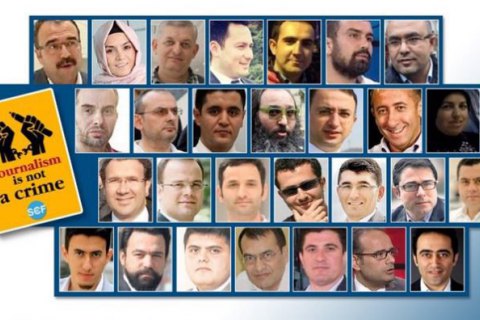 25 журналистов осудили в Турции за причастность к движению Гюлена