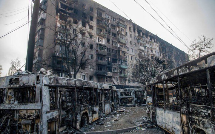 Росія обіцяє припинити вогонь для евакуації людей із Маріуполя, Україна звернулась до МКЧХ