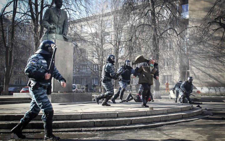ДБР ідентифікувало понад 20 "беркутівців", які сьогодні воюють проти України
