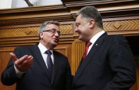 П’ять причини не зважати на Коморовського