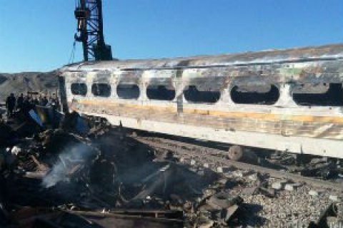 Голова іранських залізниць пішов у відставку після аварії поїздів