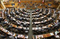 Швейцарія хоче скасувати “податковий штраф” для одружених пар, консерватори проти