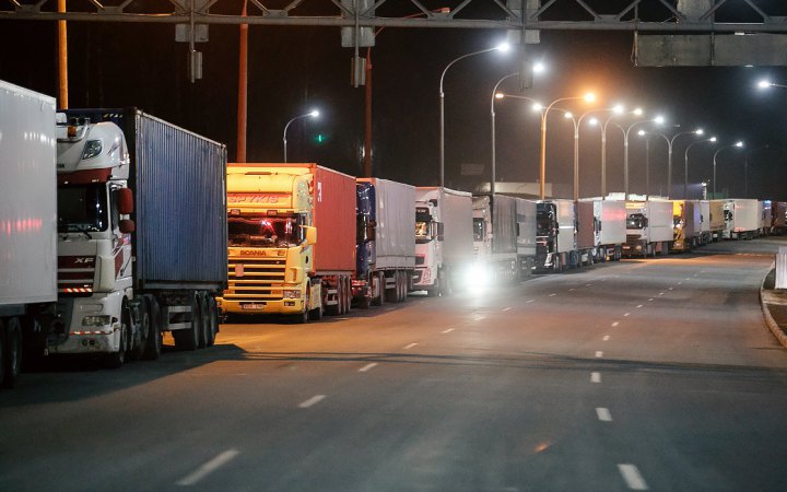 Польські протестувальники не заблокували рух вантажівок біля ПП "Шегині-Медика"