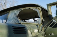 На Донбассе боевики подбили военный автомобиль ракетой