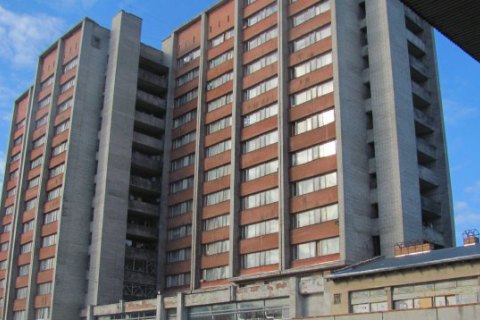 Во Львове с 11 этажа общежития выпала 17-летняя девушка