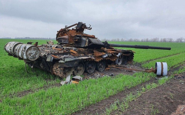 ОТУ “Схід” знищило два танки та 8 БТР окупантів