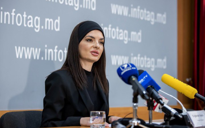 Лідерку Гагаузії відправили під домашній арешт