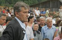Ющенко должен односельчанам по 5 гривен