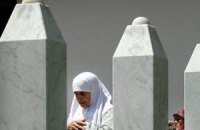 Сербский президент отказался признать резню в Сребренице геноцидом