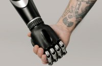 Штучний інтелект у медицині: від світових кейсів до українських пілотних проєктів та стартапів