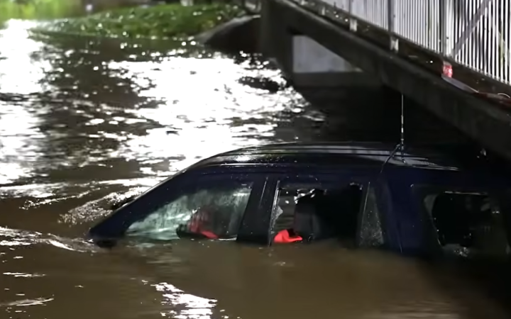 У Європі лютує шторм "Клаудія": троє загиблих у Португалії, постраждала Іспанія, масштабні підтоплення у Британії