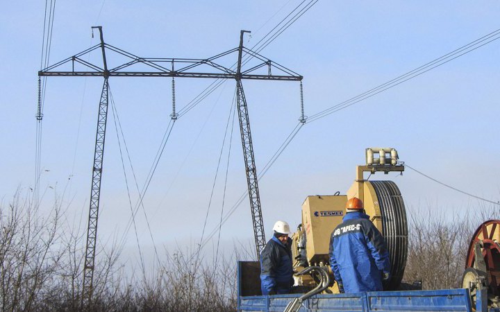 Уночі Україна залучила допомогу від Румунії на тлі зростання споживання електрики