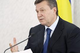 Янукович поручил спецслужбам усилить защиту украинцев за границей