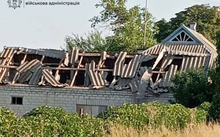 Ворог за добу обстріляв 15 населених пунктів Запорізької області, поранено четверо людей