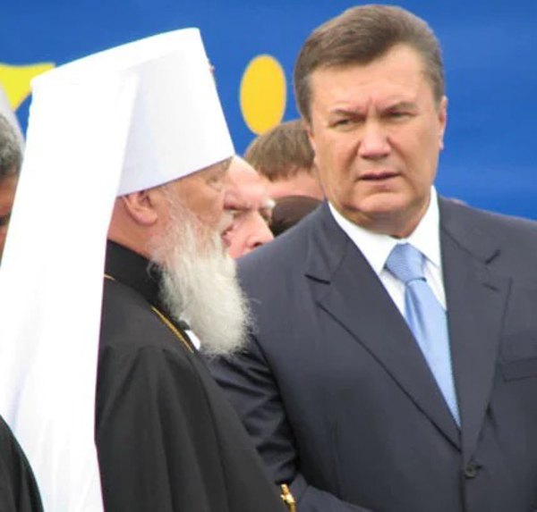 Агафангел та Янукович 