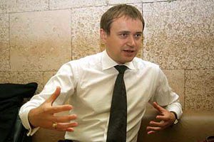 Азаров и другие чиновники провоцируют рост цен, - мнение