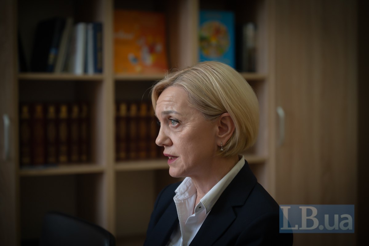 Олена Івановська