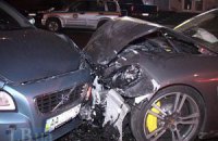Porsche Panamera протаранив чотири авто в Києві: дві людини загинули