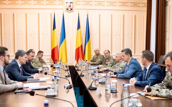 Україна і Румунія розглядають спільні проєкти у межах SAFE