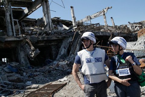 Украинская сторона передала наблюдателям ОБСЕ доказательства обстрела боевиками Авдеевки