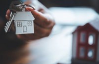 Чому краще продавати квартиру через агентство нерухомості?