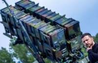 Зеленський назвав дві російські цілі, що можуть стояти за атакою дронів проти Польщі