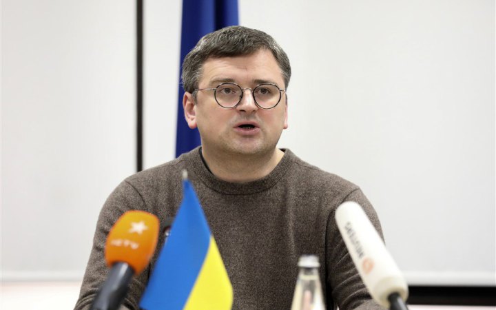 Кулеба підтвердив, що ЄС не зможе поставити мільйон артснарядів в Україну до березня