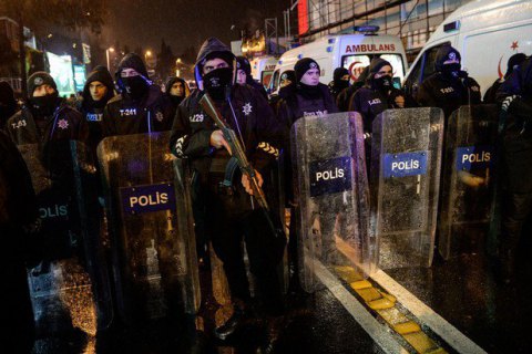 По подозрению в причастности к теракту в Стамбуле задержали уже 40 человек