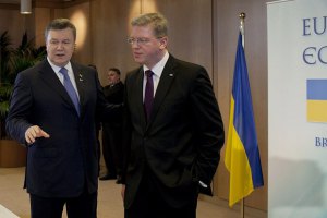 ​Куда идете, господин президент? – Фюле о подписании Януковичем законов от 16 января