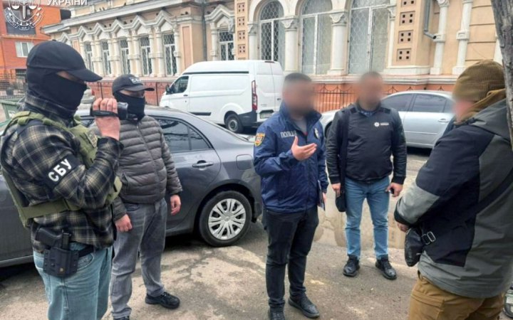 На Одещині затримали посадовця РТЦК, який вимагав хабар за призначення на посаду